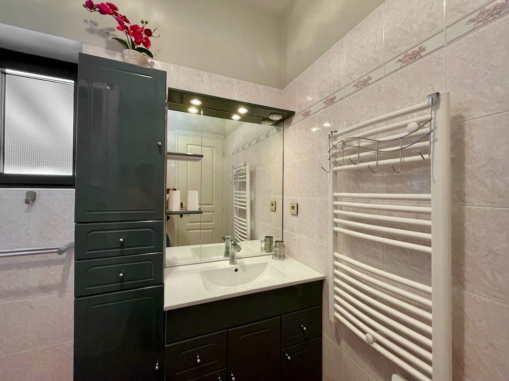 Gîte en Dordogne salle de douche