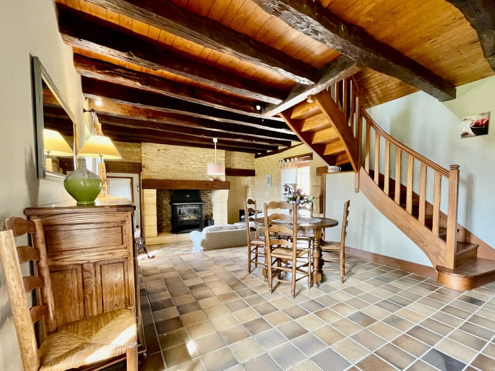 Gîte Dordogne salle à manger